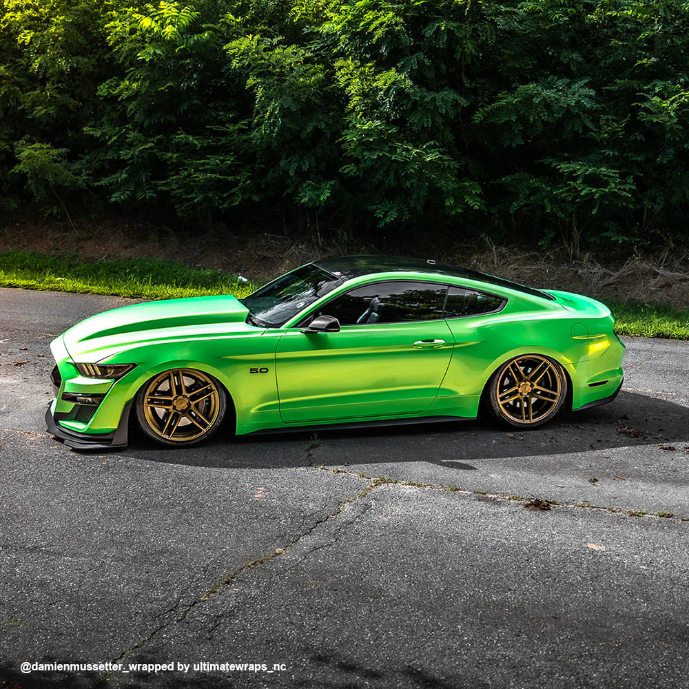 Candy Metallic Neon Green vinyl wrap - Image 4