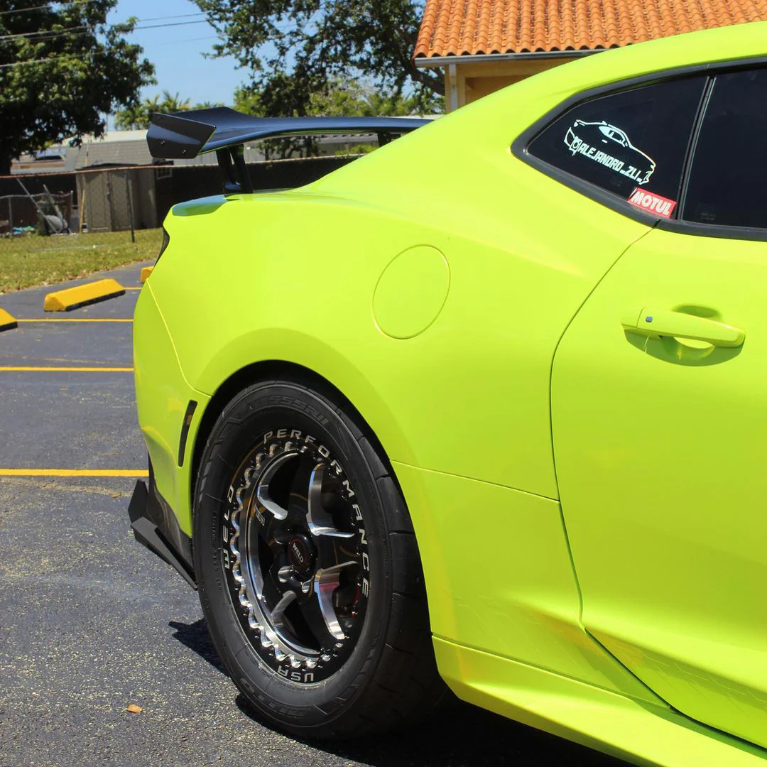 Candy Metallic Neon Yellow Vinyl Wrap - Image 6