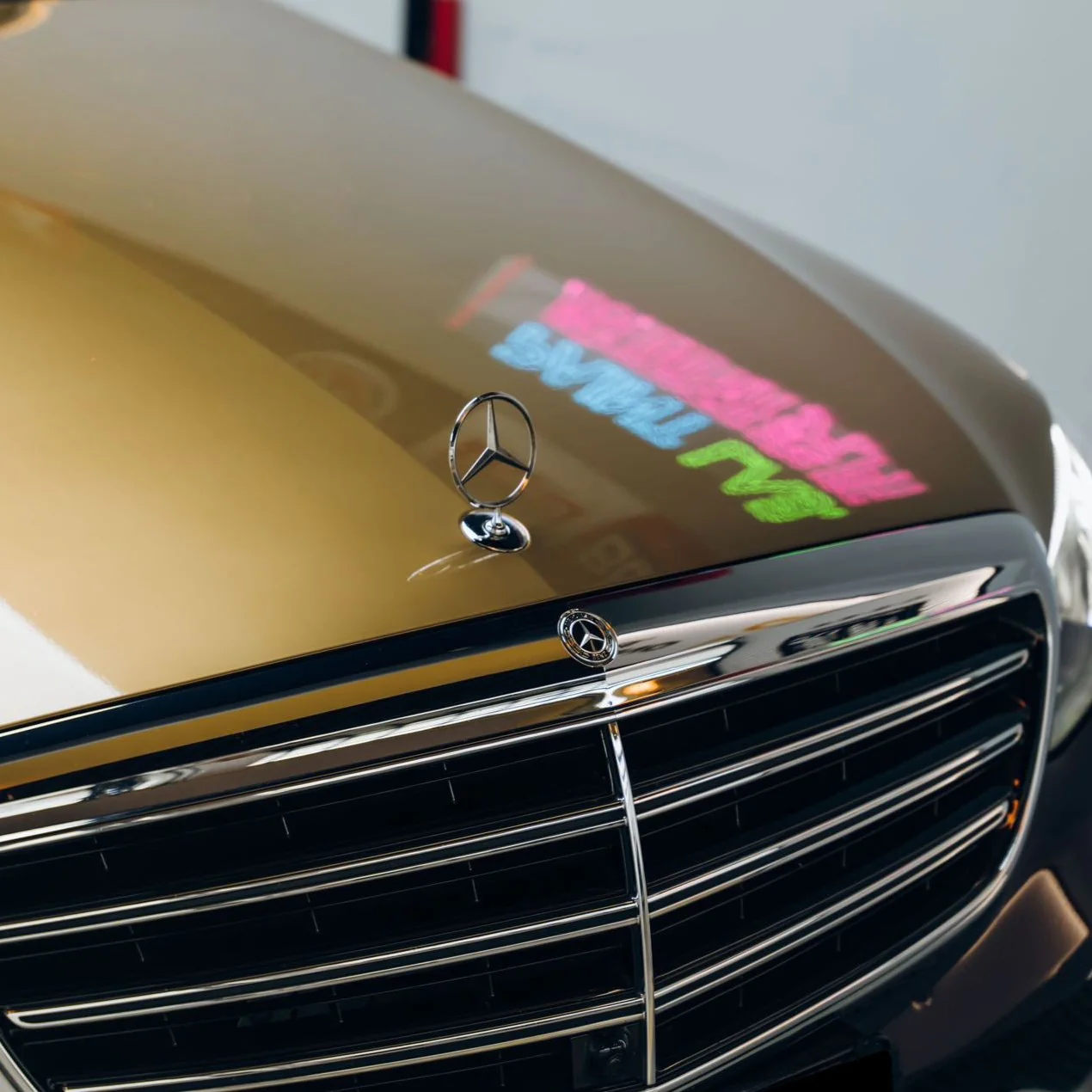 Glossy Metallic Champagne Gold Vinyl Wrap - Image 5