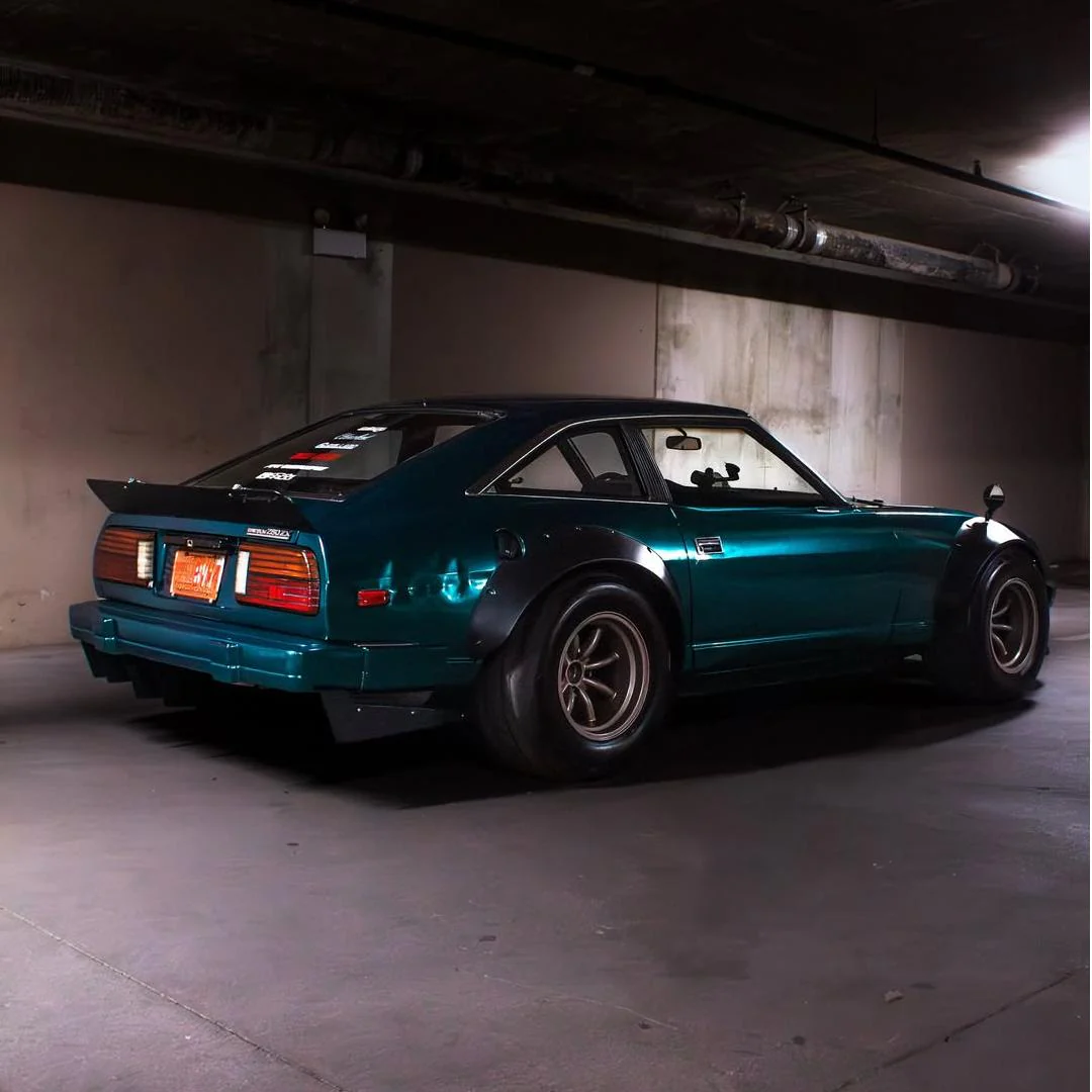 Glossy Metallic Deep Sea Green Vinyl Wrap - Image 3