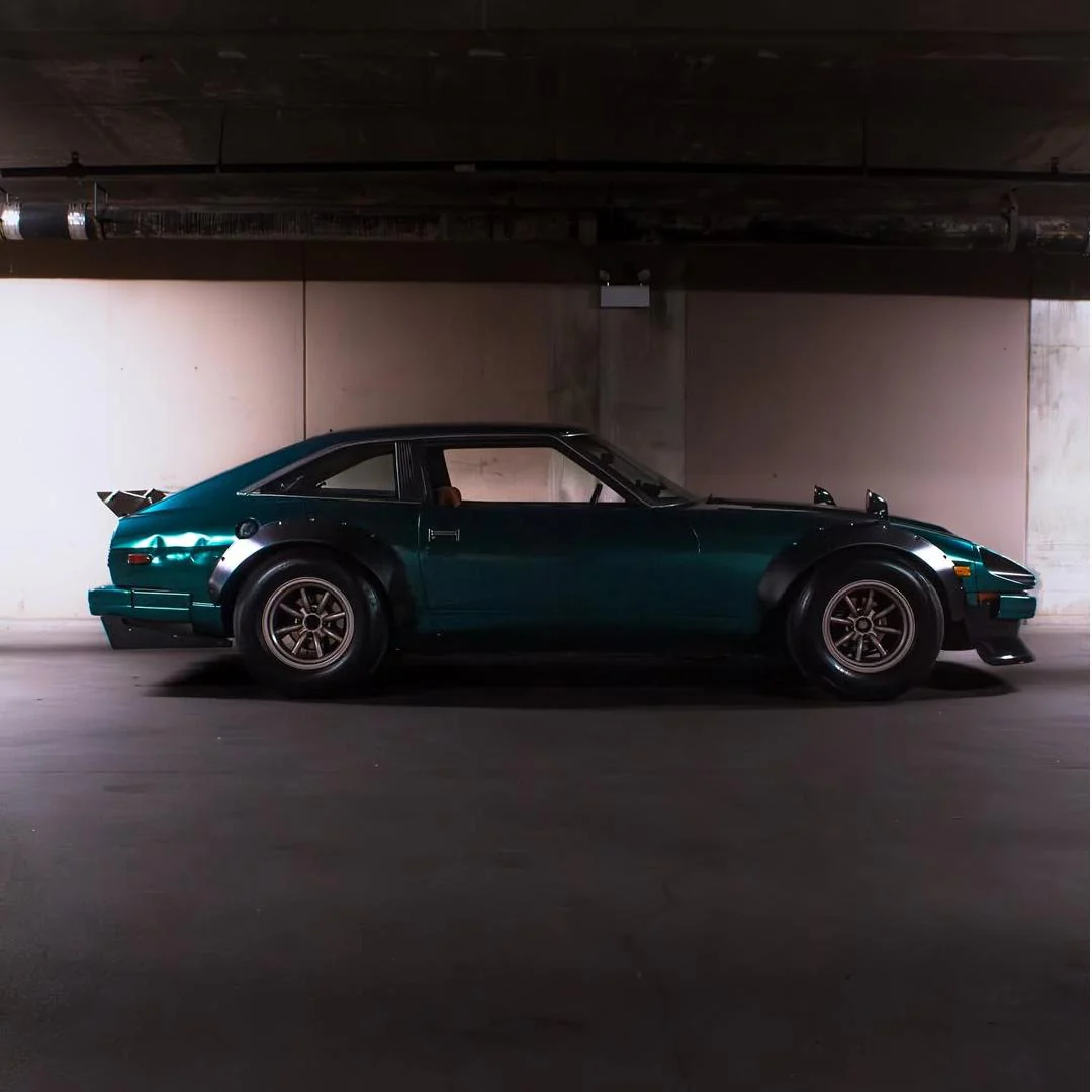 Glossy Metallic Deep Sea Green Vinyl Wrap - Image 4