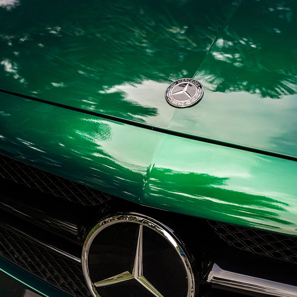 Glossy Metallic La Salle Green Vinyl Wrap - Image 7