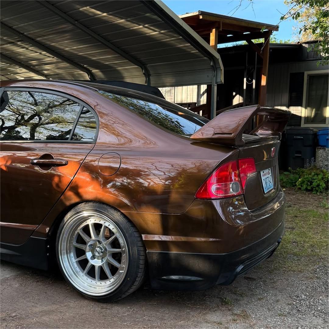 Glossy Metallic Mocha Brown Vinyl Wrap - Image 7