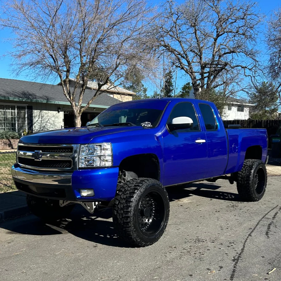 Glossy Metallic Pearl Blue Vinyl Wrap - Image 2