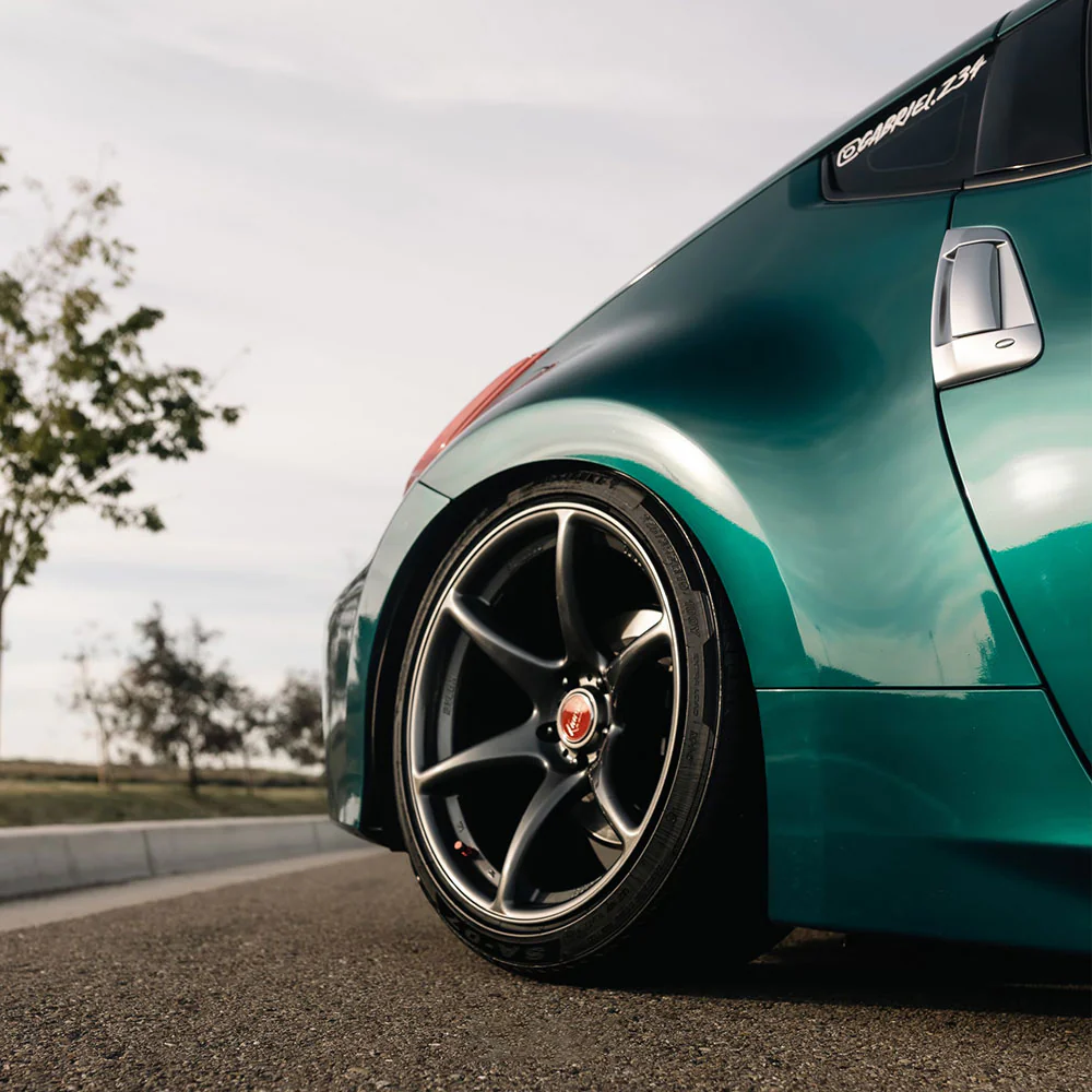 Glossy Metallic Spanish Viridian Vinyl Wrap - Image 3