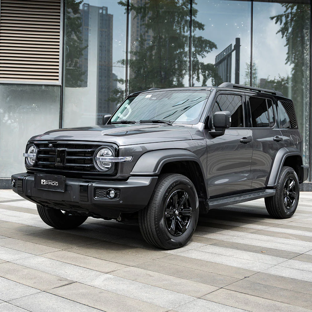 Glossy Metallic Stone Gray Vinyl Wrap - Image 4