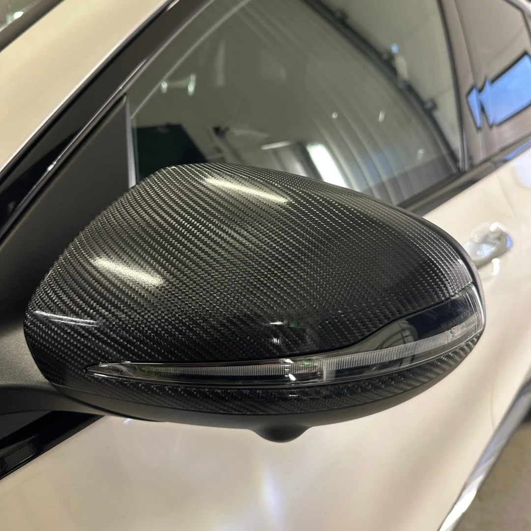 Glossy Spiral Black Carbon Fiber Vinyl Wrap - Image 3