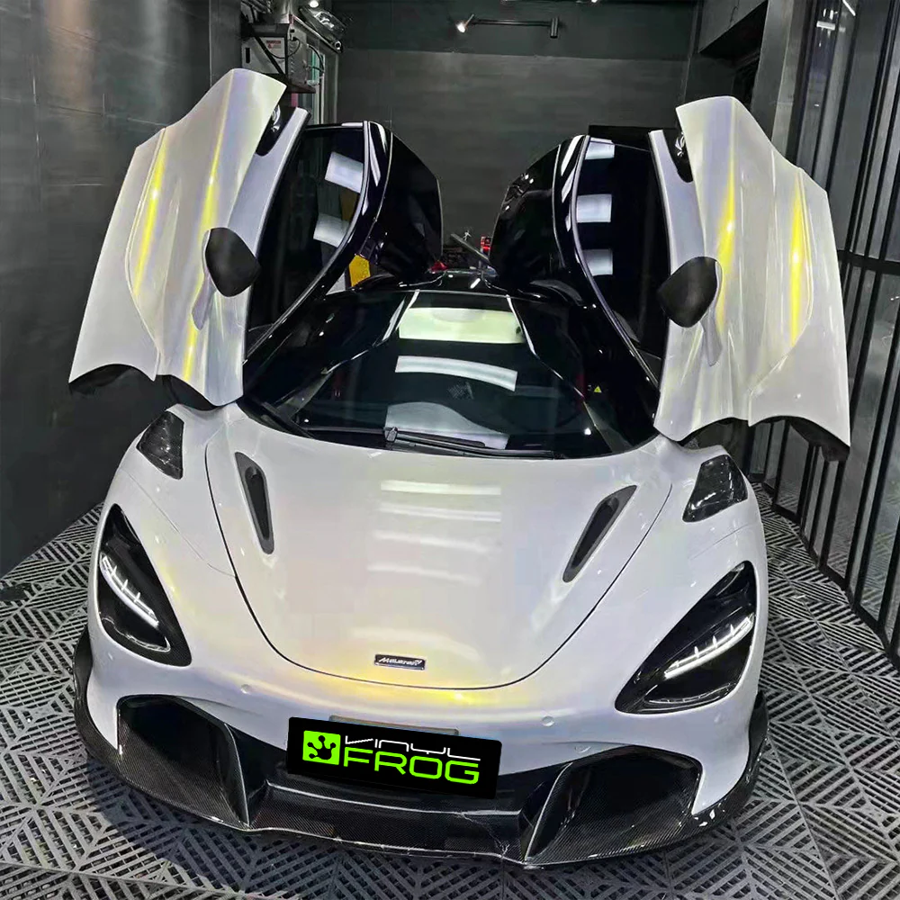 Glossy White Gold Vinyl Wrap - Image 5