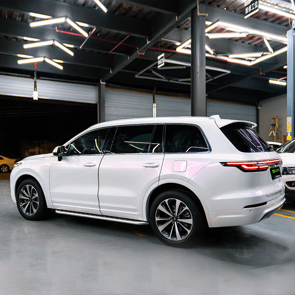 Glossy White Red Vinyl Wrap - Image 7