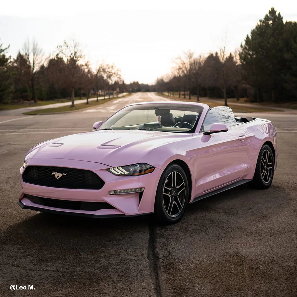 High Glossy Baby Pink Vinyl Wrap - Image 2