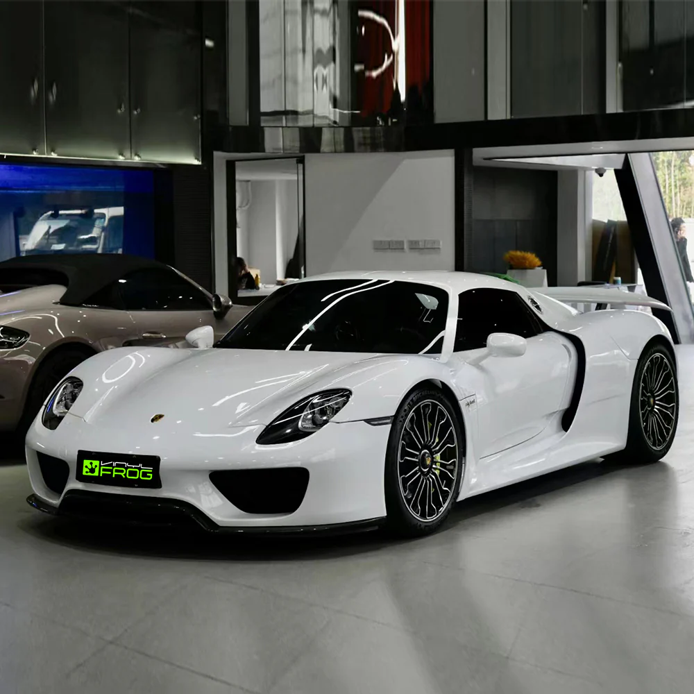High Glossy Crystal White Vinyl Wrap - Image 3