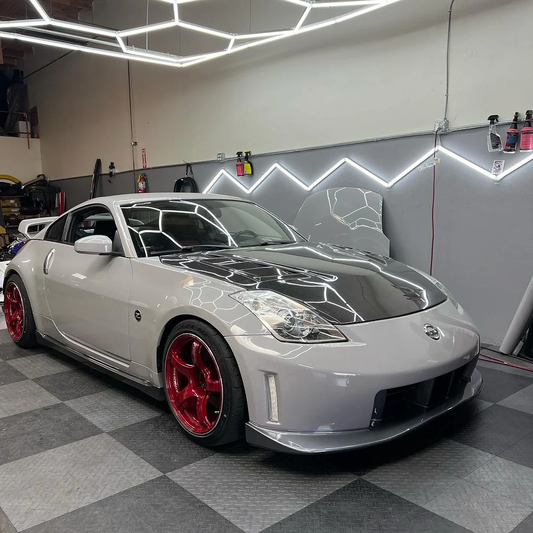 High Glossy Gainsboro Gray Vinyl Wrap - Image 4
