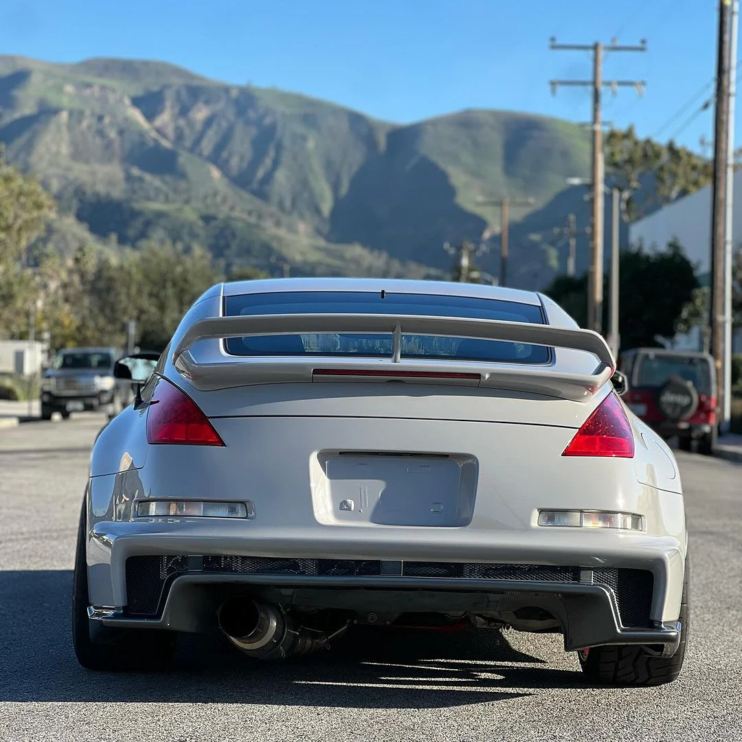 High Glossy Gainsboro Gray Vinyl Wrap - Image 6