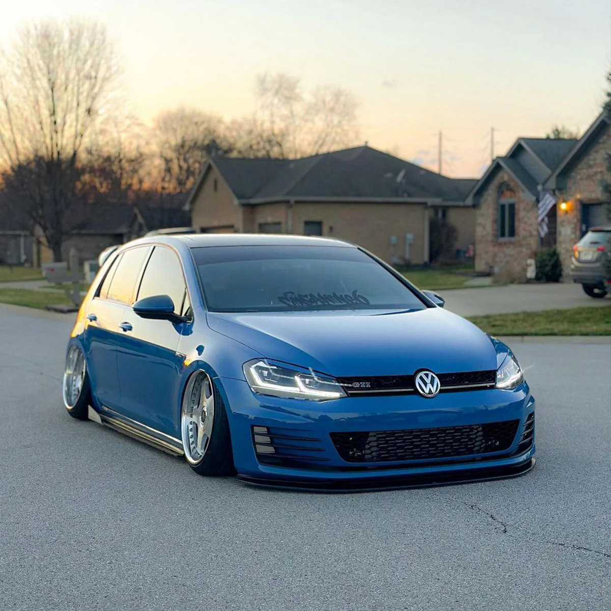 High Glossy Laguna Blue Vinyl Wrap - Image 4