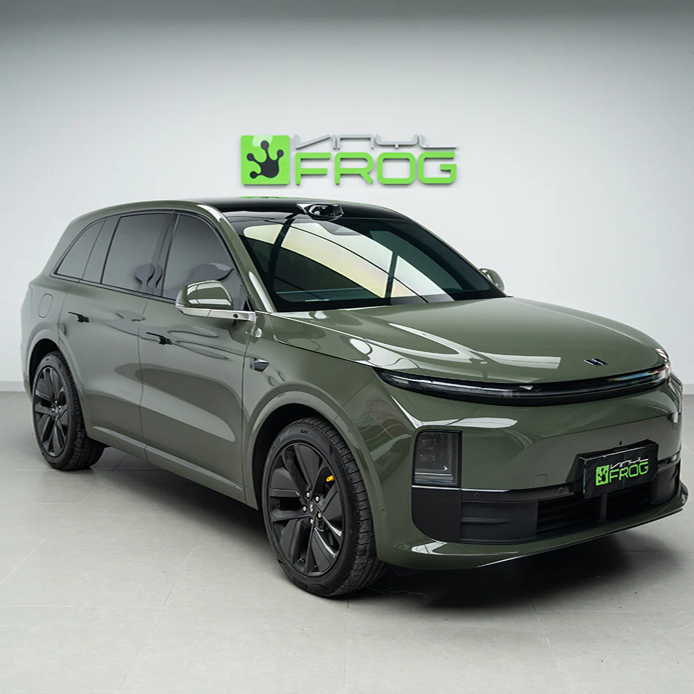 High Glossy Rifle Green Vinyl Wrap - Image 3