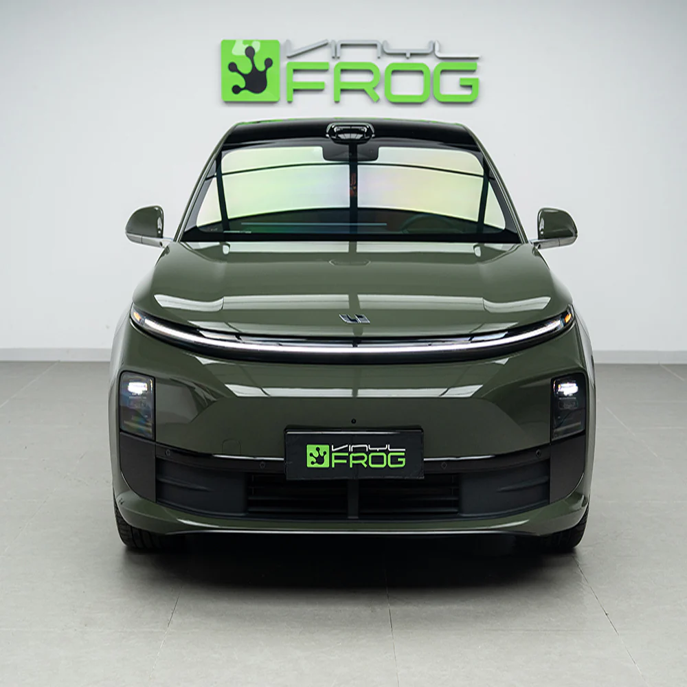 High Glossy Rifle Green Vinyl Wrap - Image 4