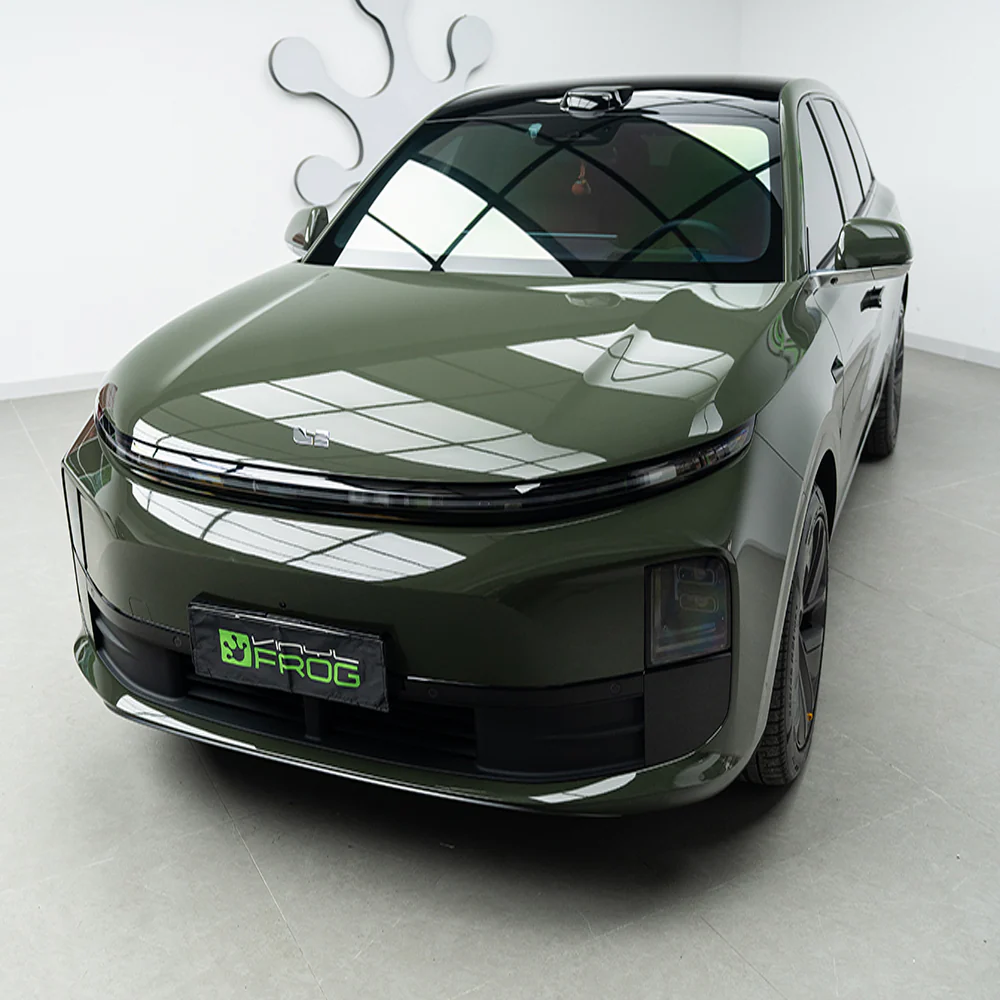High Glossy Rifle Green Vinyl Wrap - Image 5