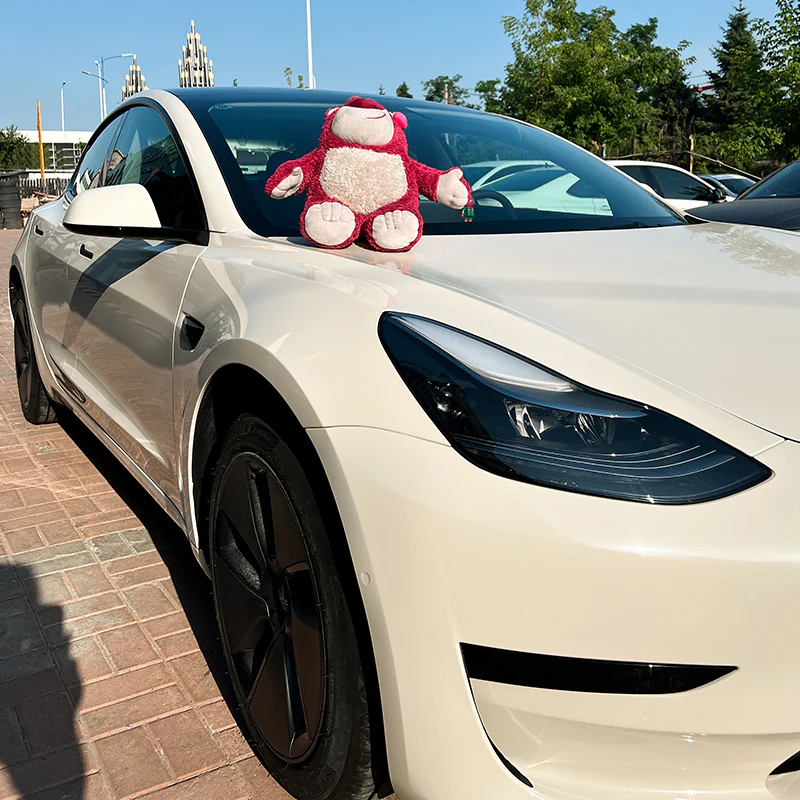 High Glossy Simply White Vinyl Wrap - Image 4