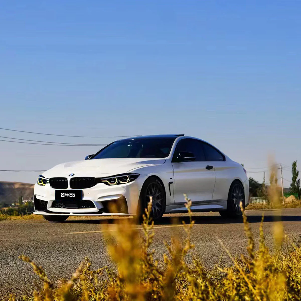 Matte Metallic Pearl White Vinyl Wrap - Image 4