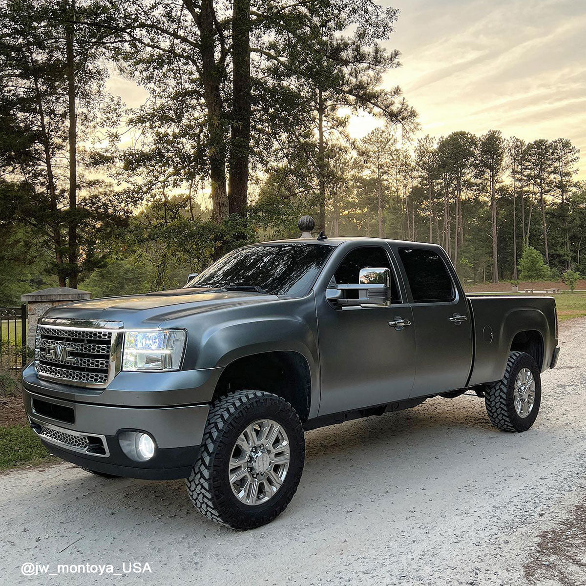 Matte Metallic Titanium Gray Vinyl Wrap - Image 2