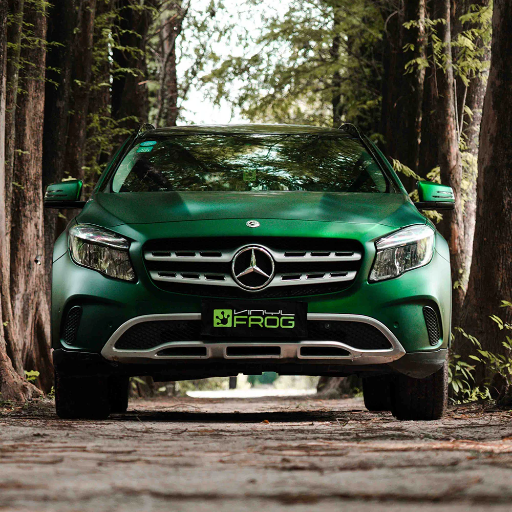 Satin Chrome Silk Green Vinyl Wrap - Image 5