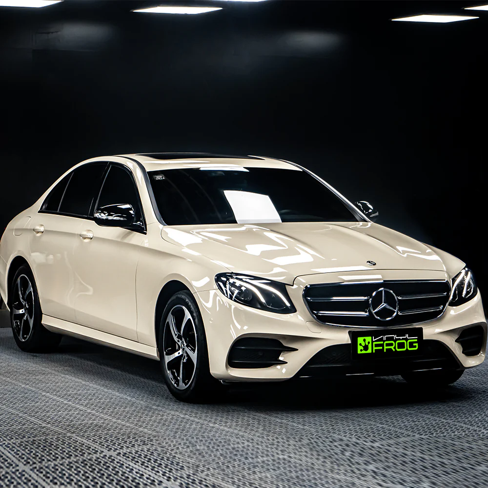Super Glossy Ivory White Vinyl Wrap - Image 2